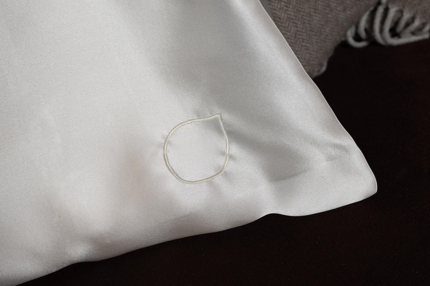 100% Pure mulberry silk pillowcase